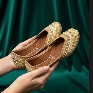 Elegant Gold Embellished Women's Shoes